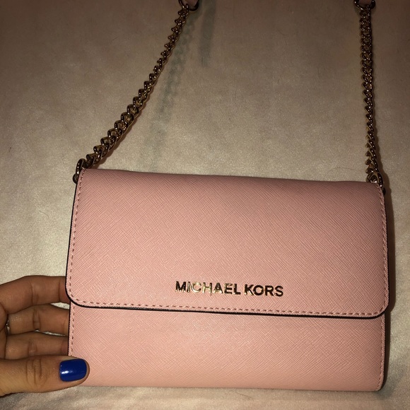 Michael Kors Handbags - Michael Kors Crossbody